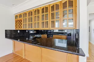 458 11th Ave, San Francisco, CA 94118 - Photo 11