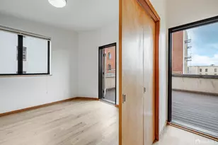 883 Sacramento St, San Francisco, CA 94108 - Photo 17