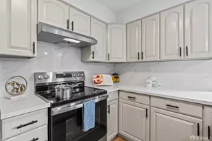 2449 Williamsburg Ct, South San Francisco, CA 94080 - Photo 13