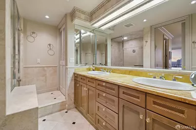 999 Green Street #2104, San Francisco, CA 94133 - Photo 15