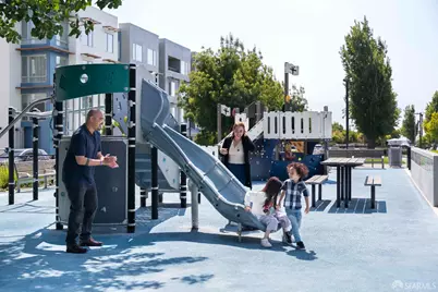 52 Innes Court #402, San Francisco, CA 94124 - Photo 47