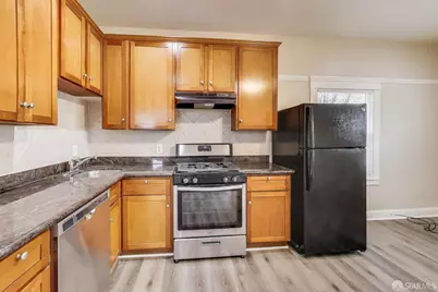 1364 E 27th Street, Oakland, CA 94606 - Photo 11