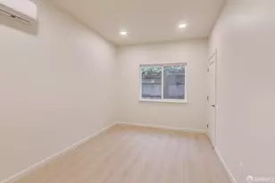 1364 E 27th St, Oakland, CA 94606 - Photo 17