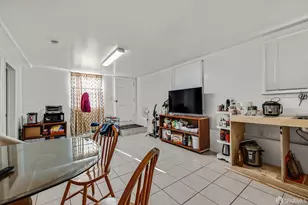 2136 Pacific Ave, Alameda, CA 94501 - Photo 13