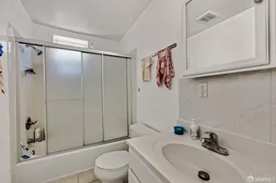 2136 Pacific Ave, Alameda, CA 94501 - Photo 9