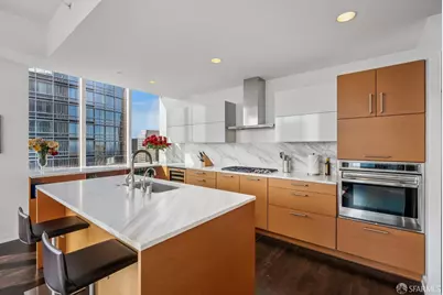 301 Mission Street #52D, San Francisco, CA 94105 - Photo 9