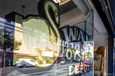 1145 Green Street #2, San Francisco, CA 94109 - Photo 63