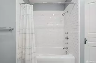 330 Locust St, San Francisco, CA 94118 - Photo 37