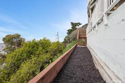 2009 14th Avenue, San Francisco, CA 94110 - Photo 85