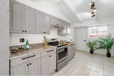 10860 Wunderlich Drive, Cupertino, CA 95014 - Photo 11