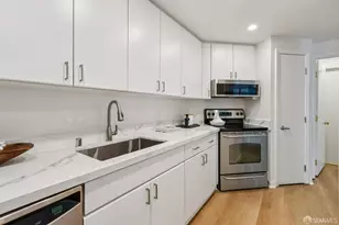 111 Chestnut St, San Francisco, CA 94111 - Photo 15