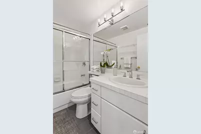 111 Chestnut Street #303, San Francisco, CA 94111 - Photo 27