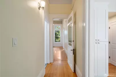 250 Douglass Street, San Francisco, CA 94114 - Photo 23