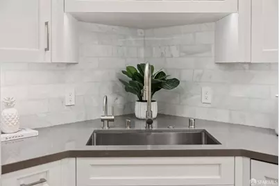 704 18th Street, San Francisco, CA 94107 - Photo 13