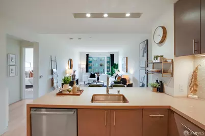 52 Innes Court #305, San Francisco, CA 94124 - Photo 3