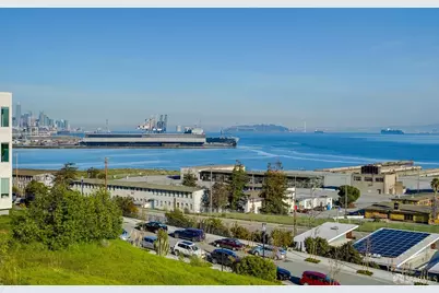52 Innes Court #305, San Francisco, CA 94124 - Photo 17