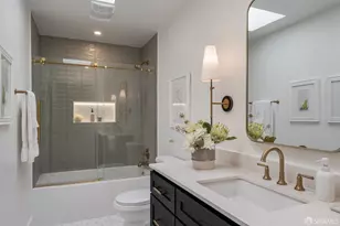 249 Gold Mine Dr, San Francisco, CA 94131 - Photo 37