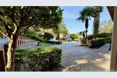 47 Seville Way, South San Francisco, CA 94080 - Photo 5