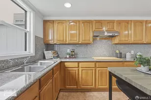 2115 20th Ave, San Francisco, CA 94116 - Photo 39