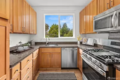 15 Le Conte Circle, San Francisco, CA 94124 - Photo 9