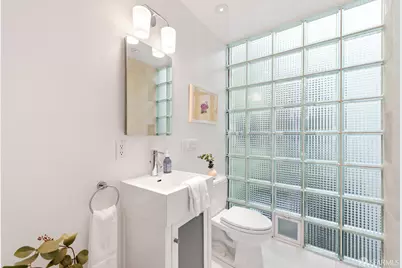 70 Valley Street, San Francisco, CA 94110 - Photo 21