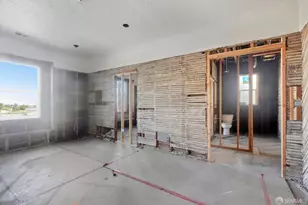 863 35th St, Oakland, CA 94608 - Photo 5