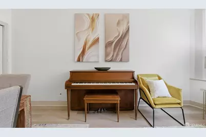 2011 Powell Street, San Francisco, CA 94133 - Photo 9