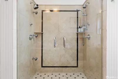 4241 25th Street #2, San Francisco, CA 94114 - Photo 45