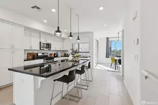 25422 Parklane Dr, Hayward, CA 94544 - Photo 9