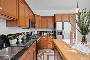 1546 Dolores St, San Francisco, CA 94110 - Photo 37