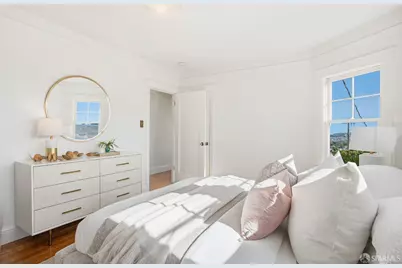 345 Hazelwood Avenue, San Francisco, CA 94127 - Photo 17