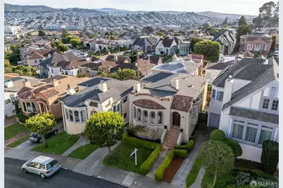 345 Hazelwood Avenue, San Francisco, CA 94127 - Photo 33