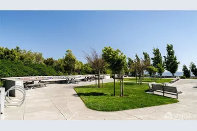 451 Donahue Street, San Francisco, CA 94124 - Photo 41