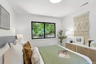 9 Clairview Court, San Francisco, CA 94131 - Photo 17