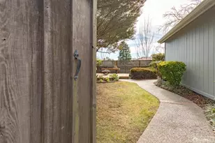 267 Ennismore Ct, Alameda, CA 94502 - Photo 29