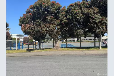 399 San Fernando Way, San Francisco, CA 94127 - Photo 3