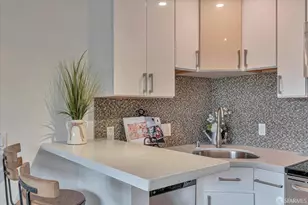 226 27th St, San Francisco, CA 94114 - Photo 15