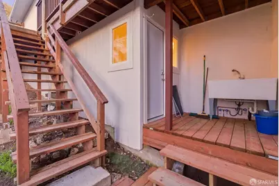 8440 Skyline Boulevard, Oakland, CA 94611 - Photo 69