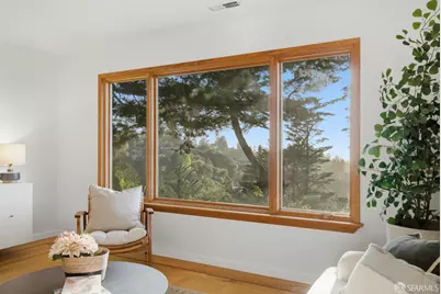 8440 Skyline Boulevard, Oakland, CA 94611 - Photo 11