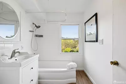 162 Stillings Avenue, San Francisco, CA 94131 - Photo 35