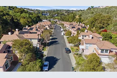 2624 Carlmont Drive, Belmont, CA 94002 - Photo 57