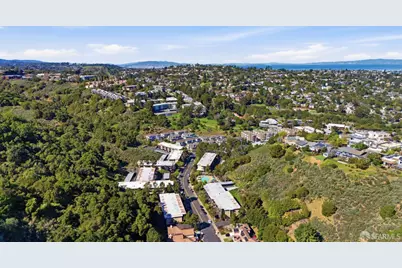 2624 Carlmont Drive, Belmont, CA 94002 - Photo 55