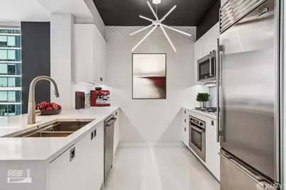 425 1st Street #1907, San Francisco, CA 94105 - Photo 5