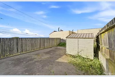 738 Shields Street, San Francisco, CA 94132 - Photo 45