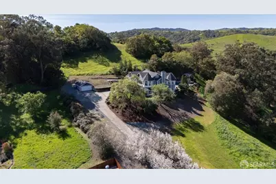 648 Vine Hill Way, Martinez, CA 94553 - Photo 3