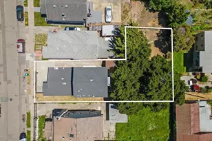 1747 E 22nd St, Oakland, CA 94606 - Photo 3