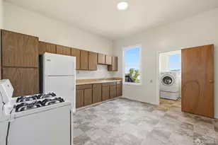 29 Holyoke St, San Francisco, CA 94134 - Photo 13