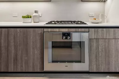 201 Folsom Street #21B, San Francisco, CA 94105 - Photo 17