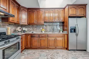 1352 34th Ave, San Francisco, CA 94122 - Photo 11