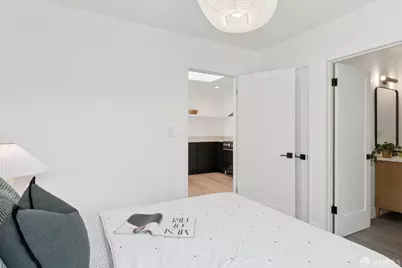 270 Flood Avenue, San Francisco, CA 94112 - Photo 33